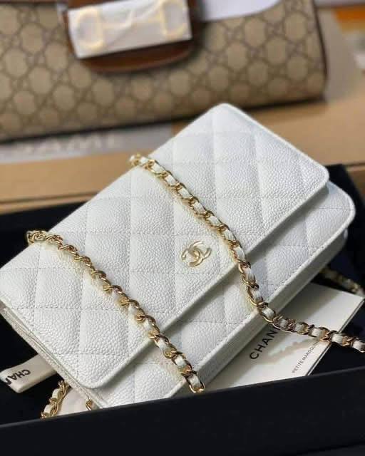 High-End Womens Handbags Pallets - Image 4