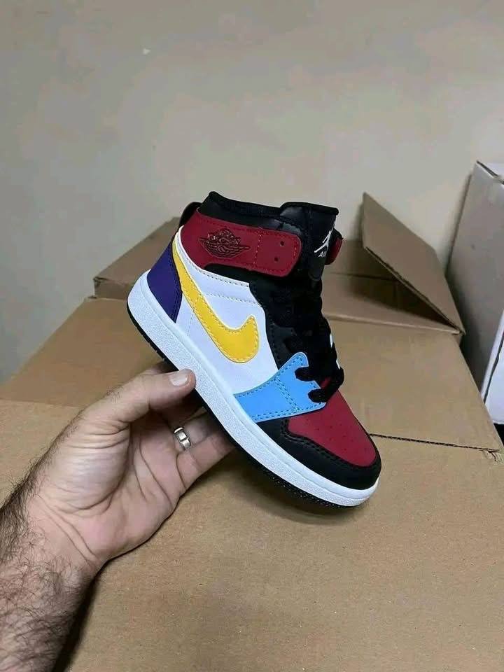 Kids Nike Shoes Pallet - Image 4