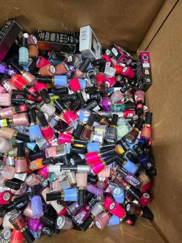 Name Brand Makeup (Polish Load Pallet) - Image 10