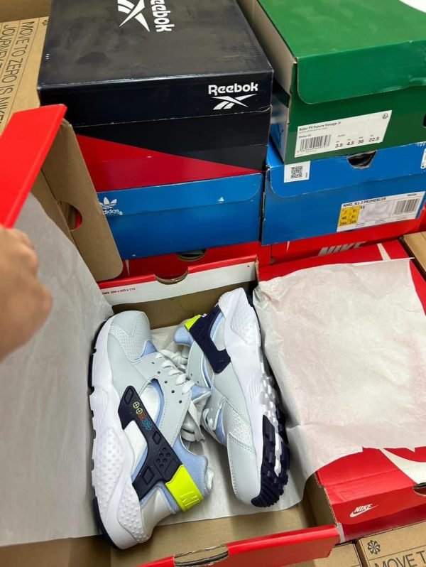 Overstock Shoes Pallets
