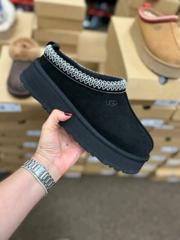 UGG Shoes Pallet 300 Pairs - Image 7