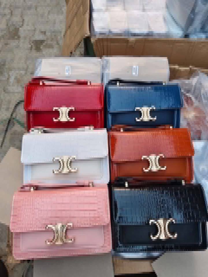 Women Handbags Pallet - Image 6