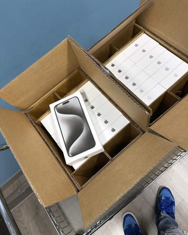 iPhone 15 Pro Max Pallet - Image 5